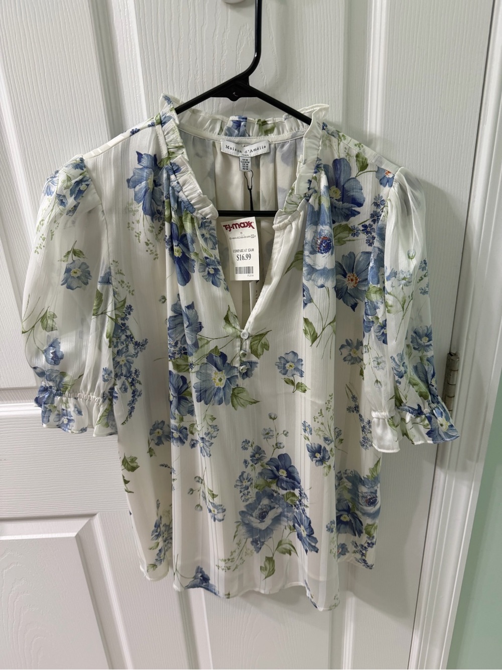 Ava & Viv White Blouse with Blue Floral Print